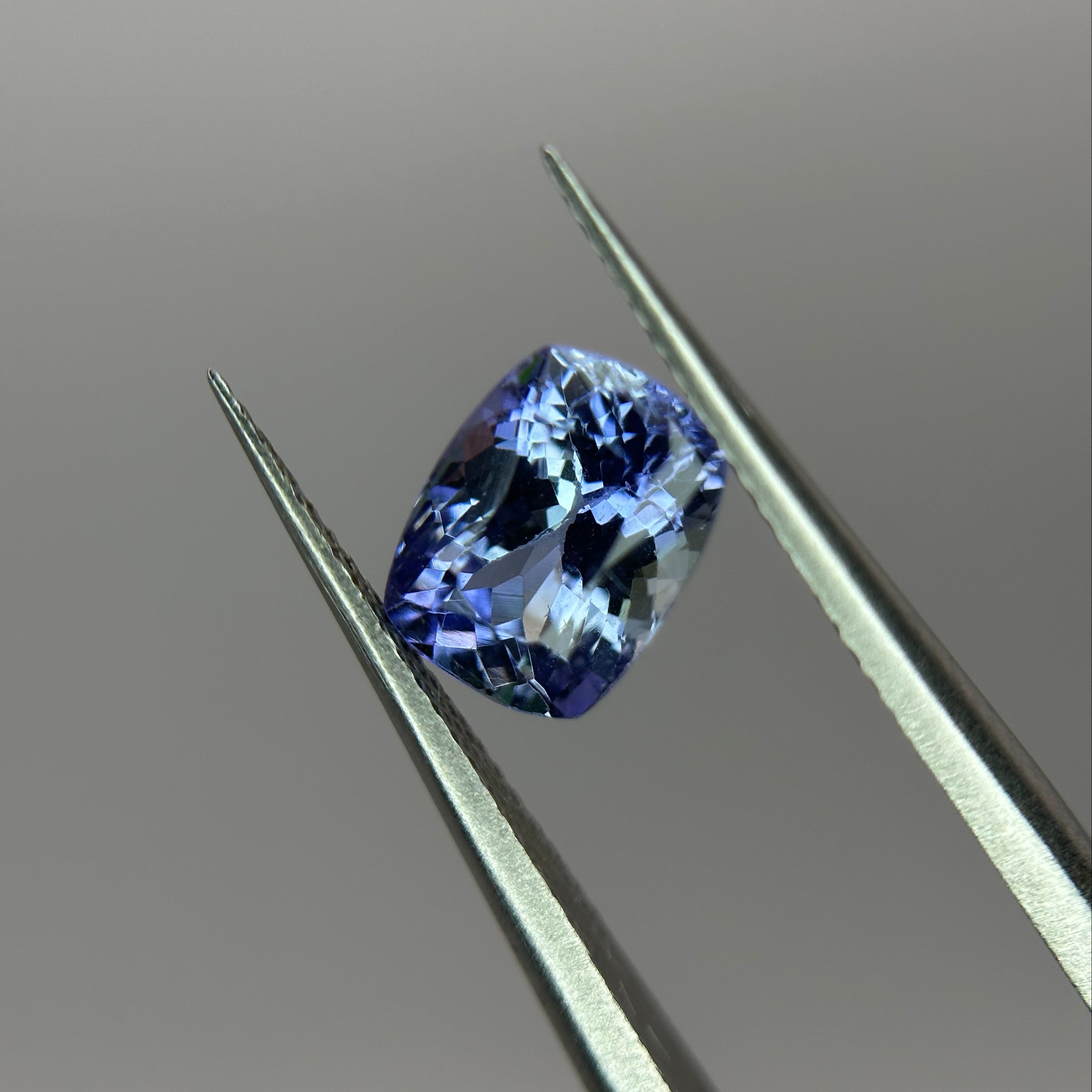 Tanzanite 1.85 CT
